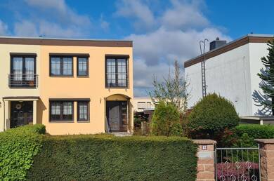Haus zum Kauf 398.000 € 4 Zimmer 126 m² 383 m² Grundstück Gottfried-Keller-Siedlung Halle (Saale) 06118