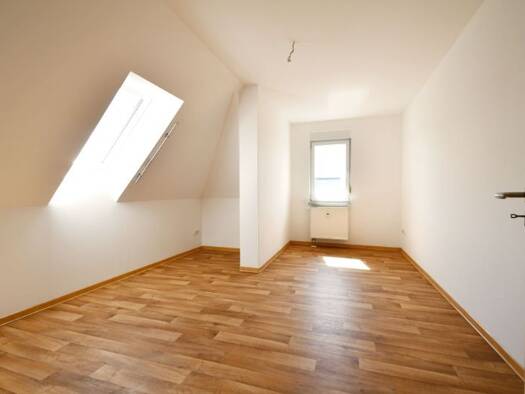 Wohnung zur Miete 350 € 2 Zimmer 47,4 m² Bahnhofstraße 25 Innenstadt Riesa 01587