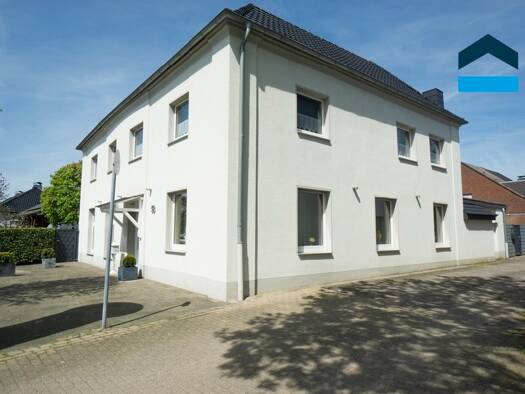 Einfamilienhaus zum Kauf 790.000 € 8 Zimmer 360 m² 4.850 m² Grundstück Hoerstgen Kamp-Lintfort 47475
