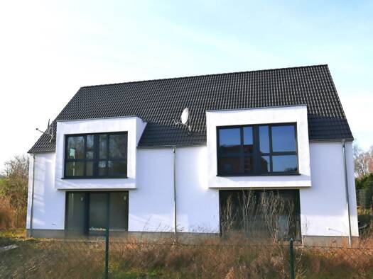 Doppelhaushälfte zum Kauf 359.000 € 5 Zimmer 137 m² 377 m² Grundstück Satow 18239