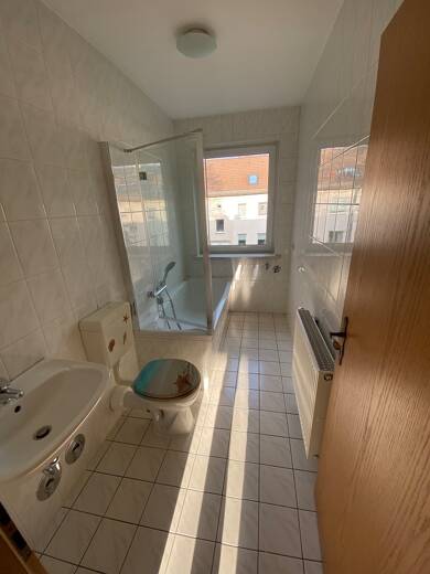 Wohnung zur Miete 360 € 3 Zimmer 66 m² 1. Geschoss frei ab sofort Frankleben Braunsbedra 06259