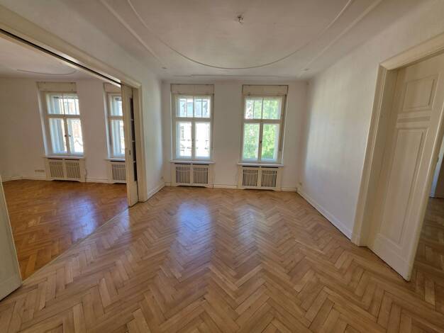 Wohnung zur Miete 1.120 € 5,5 Zimmer 160 m² 2. Geschoss frei ab sofort Maxim-Gorki-Straße 21 Pirna Pirna 01796