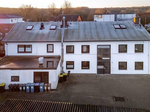 Mehrfamilienhaus zum Kauf als Kapitalanlage geeignet 1.249.000 € 19 Zimmer 630 m² 1.331 m² Grundstück Lütjensee 22952