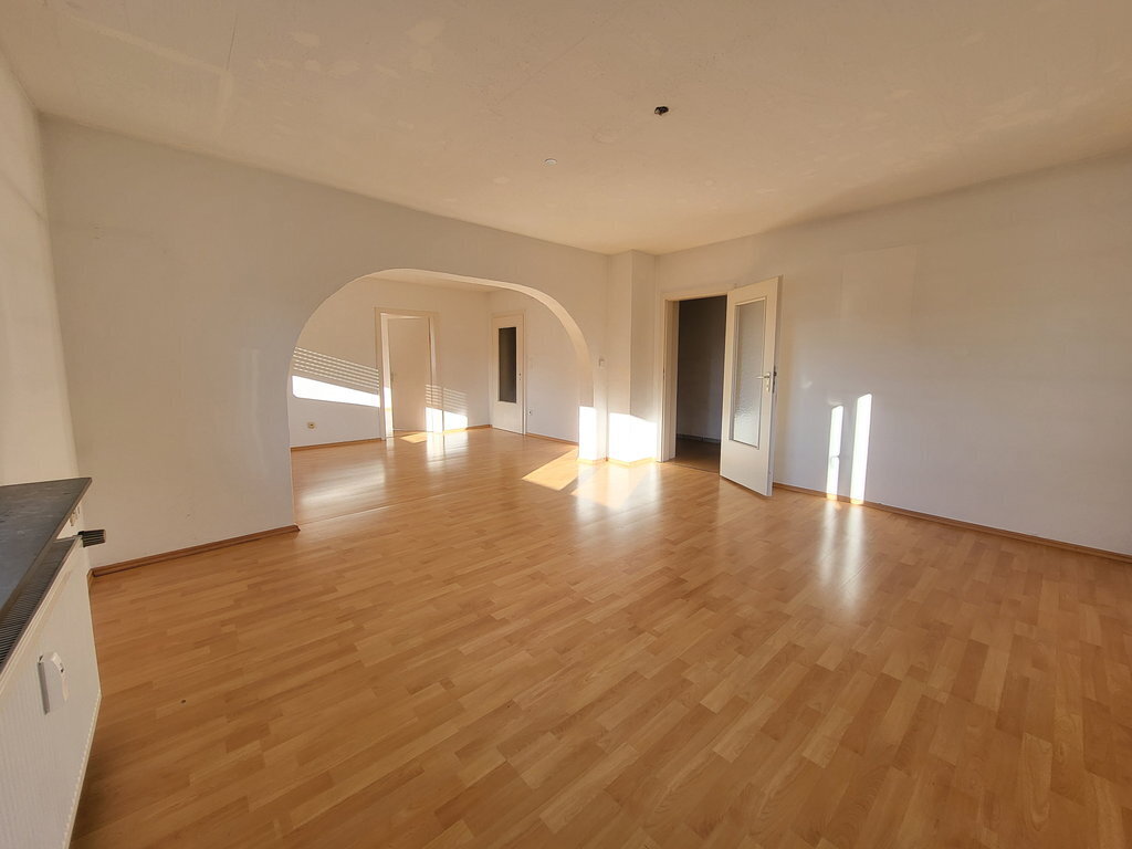 Wohnung zur Miete 780 € 3 Zimmer 105 m²<br/>Wohnfläche 1.<br/>Geschoss ab sofort<br/>Verfügbarkeit Further Straße Wendelstein Wendelstein 90530