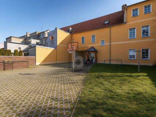 Mehrfamilienhaus zum Kauf 360.000 € 14 Zimmer 196 m² 446 m² Grundstück Delitzsch 04509