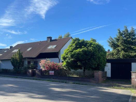 Einfamilienhaus zum Kauf 750.000 € 7 Zimmer 206 m² 893 m² Grundstück frei ab sofort Neukatzwang Nürnberg 90453