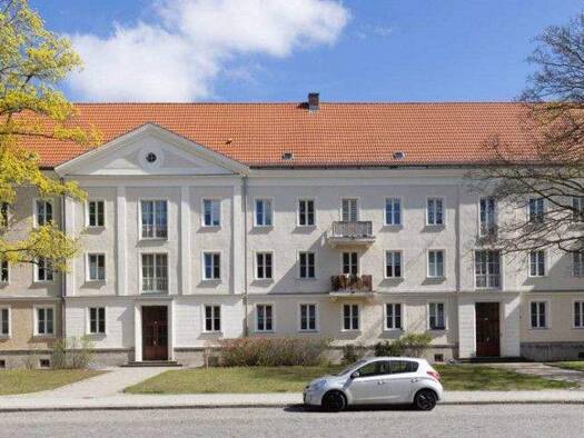 Wohnung zur Miete 235 € 1 Zimmer 36,3 m² 2. Geschoss M.-Gorki-Str. 08 Eisenhüttenstadt 15890