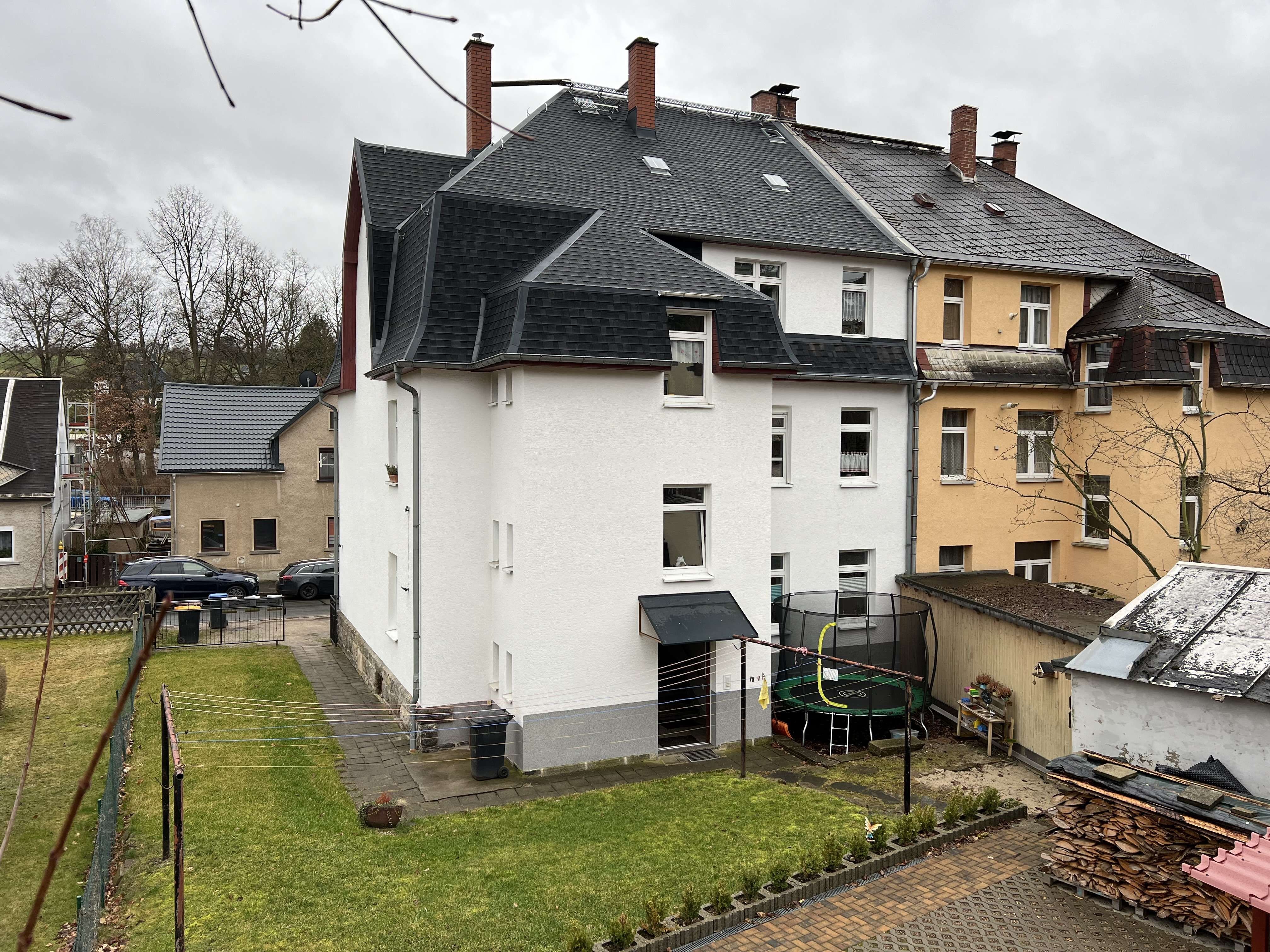 Mehrfamilienhaus zum Kauf 204.000 € 12 Zimmer 270 m²<br/>Wohnfläche 510 m²<br/>Grundstück Rodewisch Rodewisch 08228