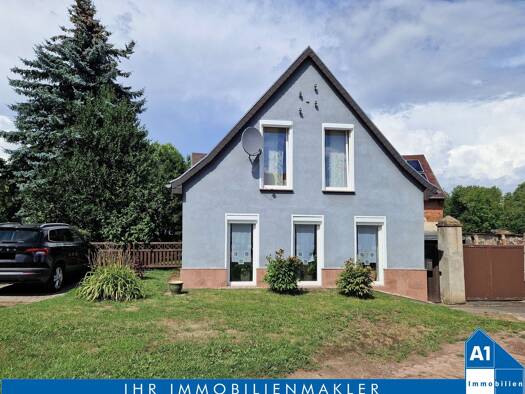 Einfamilienhaus zum Kauf 298.000 € 5 Zimmer 180 m² 3.600 m² Grundstück Nauendorf Wettin-Löbejün OT Nauendorf 06193