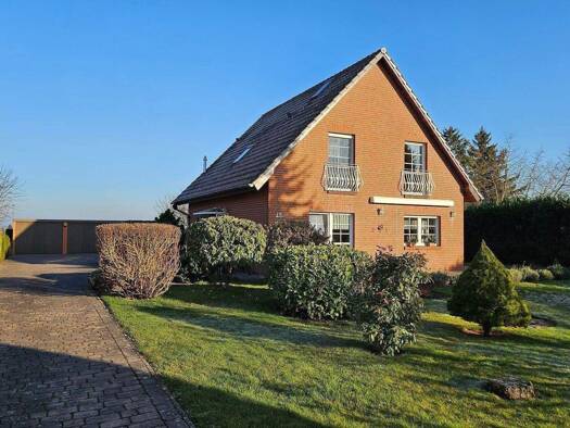 Einfamilienhaus zum Kauf 359.000 € 5 Zimmer 126 m² 1.233 m² Grundstück Butzow 17392