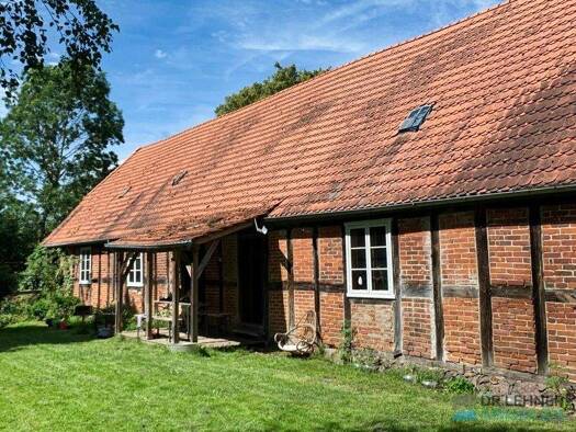 Einfamilienhaus zum Kauf 150.000 € 12 Zimmer 215 m² 1.953 m² Grundstück Schmoldow Bandelin 17506