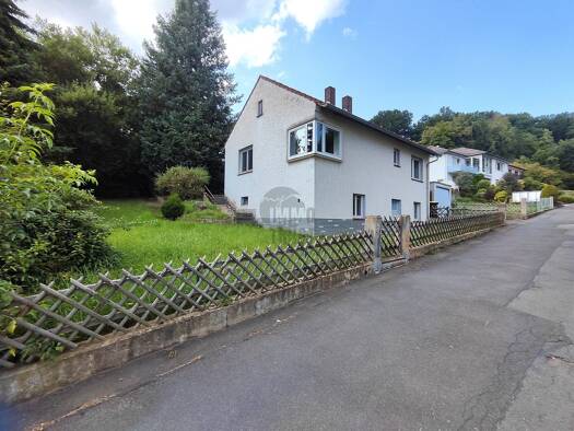 Einfamilienhaus zum Kauf 186.000 € 4 Zimmer 90 m² 1.433 m² Grundstück Bad Hersfeld 36251