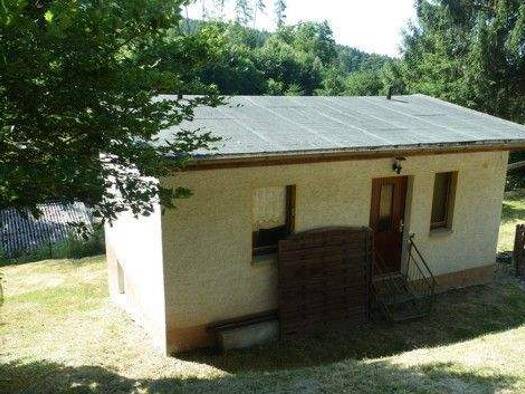 Einfamilienhaus zum Kauf 119.000 € 6 Zimmer 100 m² 1.600 m² Grundstück Heßles Heßles, Fambach 98597