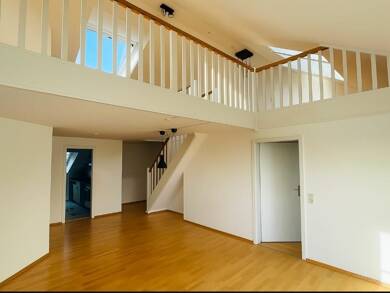 Wohnung zur Miete 1.200 € 2,5 Zimmer 85 m² Geschoss 3/3 frei ab 01.08.2025 Friedrichshafen 88048