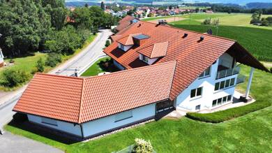 Einfamilienhaus zum Kauf 13 Zimmer 678 m² 1.814 m² Grundstück Görwihl Görwihl 79733