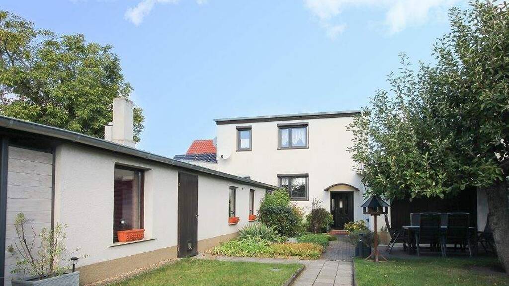 Doppelhaushälfte zum Kauf 295.000 € 4 Zimmer 112 m² 681 m² Grundstück Neustädter See Magdeburg 39126