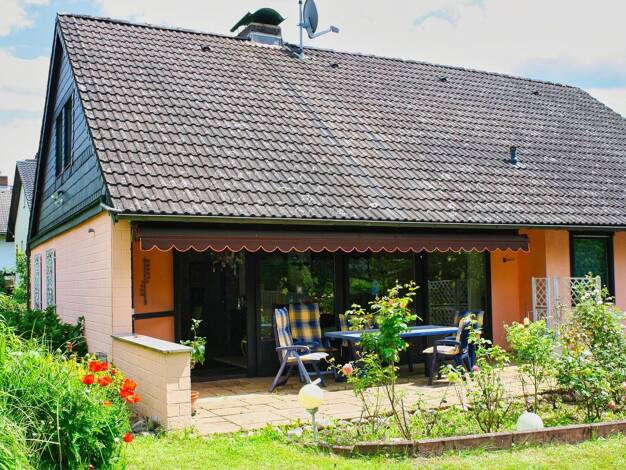Einfamilienhaus zum Kauf provisionsfrei 599.000 € 6,5 Zimmer 245 m² 795 m² Grundstück Niedernhausen Niedernhausen 65527