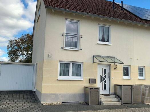 Doppelhaushälfte zum Kauf provisionsfrei 479.000 € 4 Zimmer 131 m² 194 m² Grundstück Leeheim Riedstadt 64560