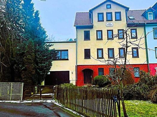 Haus zum Kauf 198.000 € 12 Zimmer 230 m² 570 m² Grundstück Friedrichroda 99894