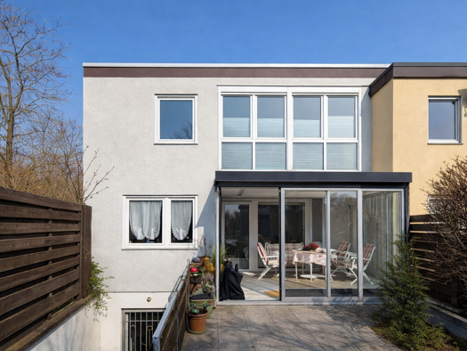 Reihenendhaus zum Kauf 525.000 € 4 Zimmer 112 m² 266 m² Grundstück Schwalbach 65824