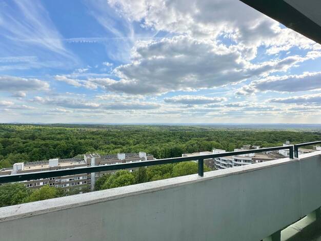 Wohnung zum Kauf 245.000 € 5 Zimmer 129 m² 12. Geschoss Bockenberg Bergisch Gladbach 51429