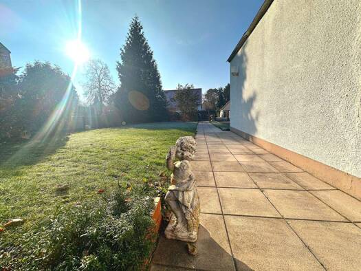 Bungalow zum Kauf 850.000 € 7 Zimmer 236 m² 705 m² Grundstück Eibach Nürnberg 90451