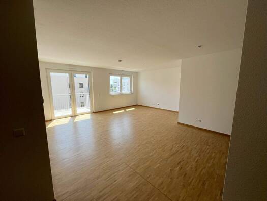 Wohnung zur Miete 1.171 € 2 Zimmer 90,1 m² frei ab sofort Fritz-Hackstr. 4 Niederweiler Müllheim 79379