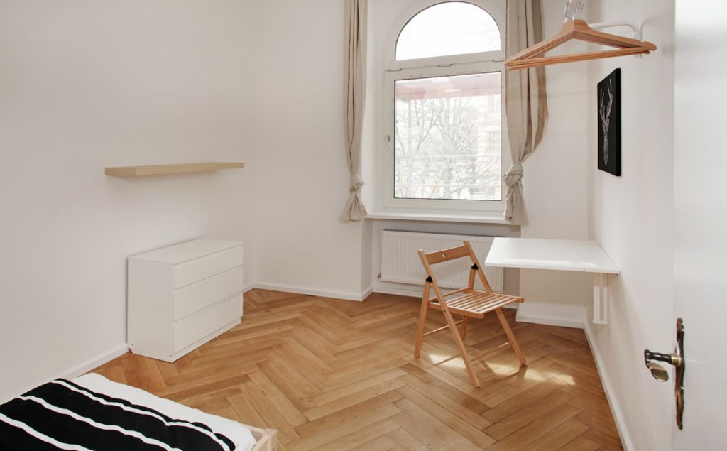 Wohnung zur Miete Wohnen auf Zeit 765 € 5 Zimmer 11 m²<br/>Wohnfläche 04.12.2024<br/>Verfügbarkeit Köpenicker Straße 1A Kreuzberg Berlin 10997