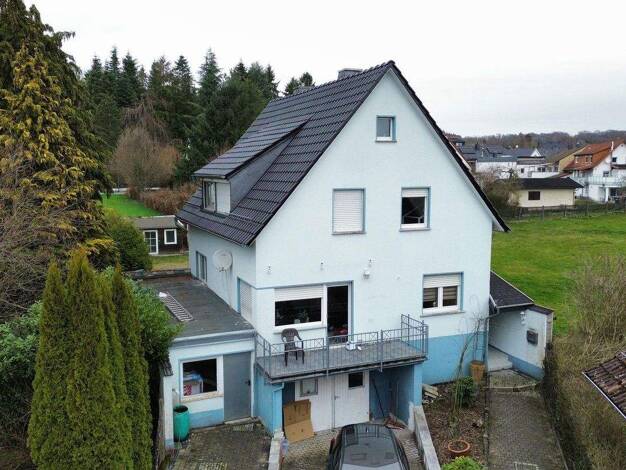 Einfamilienhaus zur Miete 1.000 € 5 Zimmer 122 m² 649 m² Grundstück frei ab 01.05.2026 Langstr. 7 Hausen Waldbrunn-Hausen 65620