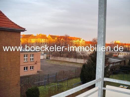 Wohnung zur Miete 310 € 2 Zimmer 57,2 m² frei ab sofort Langendorf Weißenfels 06667