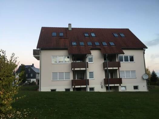 Wohnung zur Miete 410 € 2 Zimmer 67 m² EG frei ab sofort Reichenbacher Str. 125 Ebersbrunn Lichtentanne 08115