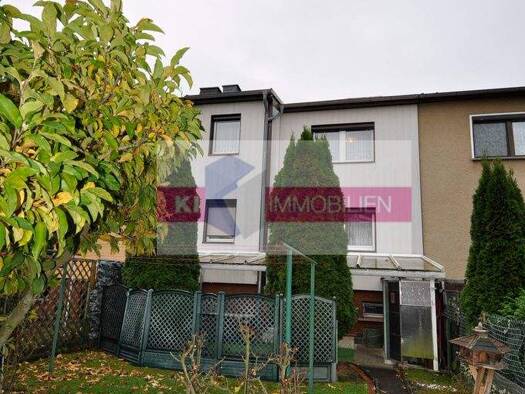 Reihenmittelhaus zum Kauf 169.000 € 4 Zimmer 88 m² 226 m² Grundstück frei ab sofort Frohburg 04654