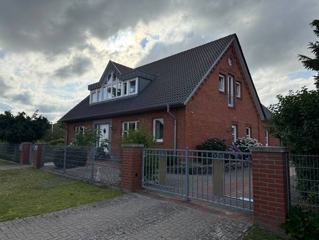 Wohnung zur Miete 590 € 2 Zimmer 60 m² Dachgeschoss, 1. Geschoss frei ab 01.09.2025 Weyhe 28844