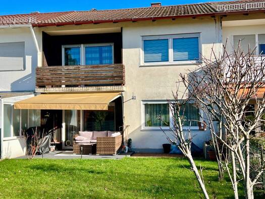 Reihenmittelhaus zum Kauf 399.000 € 4 Zimmer 120 m² 291 m² Grundstück frei ab sofort Brucknerstraße 29 Burghausen 84489