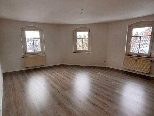 Wohnung zur Miete 270 € 2 Zimmer 51 m² Geschoss 3/3 frei ab sofort Bornaer Straße 84 Borna-Heinersdorf Chemnitz 09114