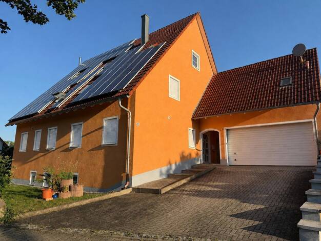 Mehrfamilienhaus zum Kauf provisionsfrei 480.000 € 7 Zimmer 200 m² 719 m² Grundstück frei ab 01.01.2027 Ahornstraße 34 Markt Bibart Markt Bibart 91477