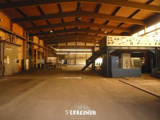 Produktionshalle zur Miete 10.500 € 2.430 m² Lagerfläche Bruchsal 76646