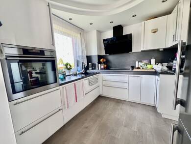 Maisonette zum Kauf 315.000 € 5 Zimmer 200 m² 1. Geschoss Kernstadt Holzminden 37603