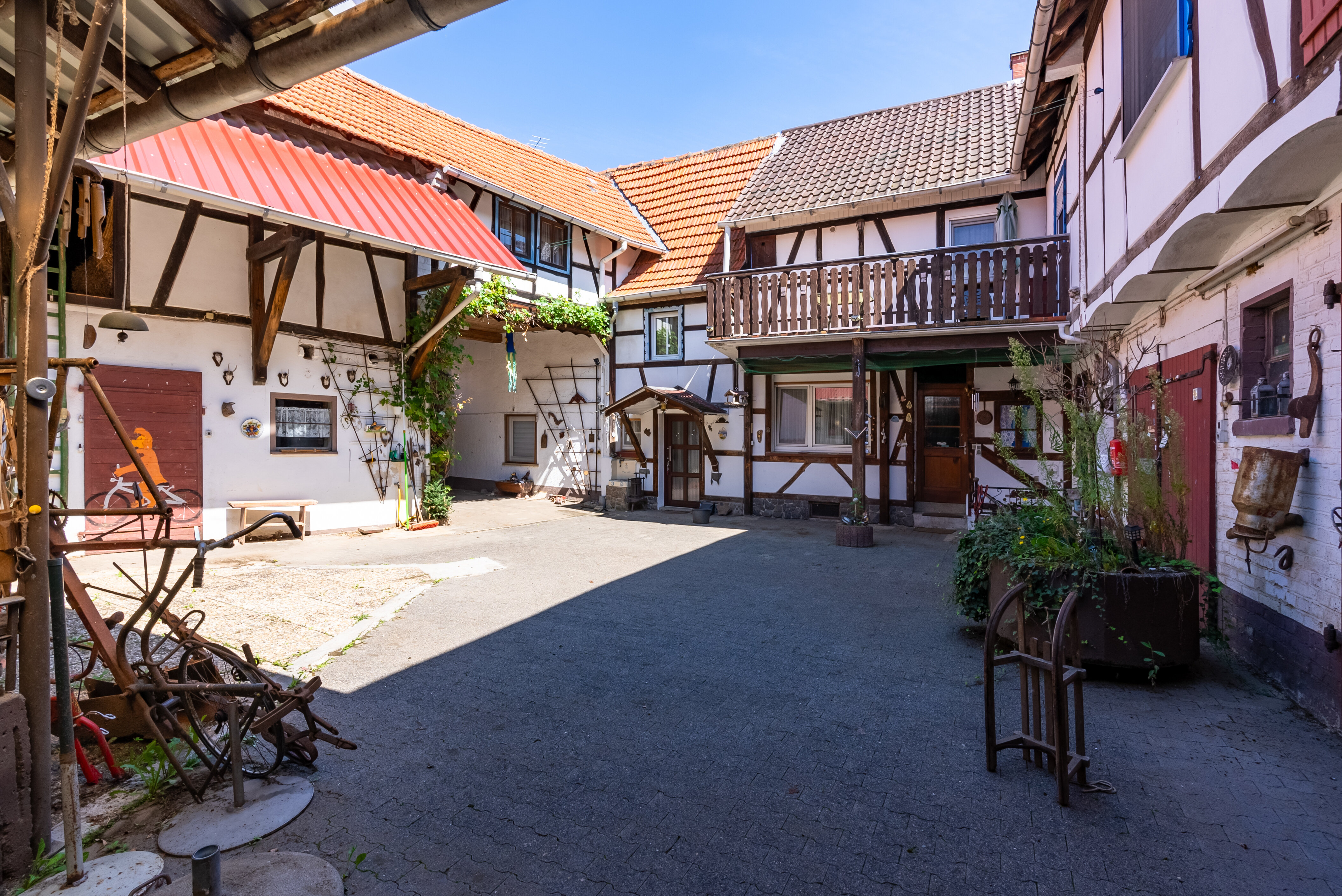 Einfamilienhaus zum Kauf 229.000 € 6 Zimmer 159 m²<br/>Wohnfläche 587 m²<br/>Grundstück Villingen Hungen 35410