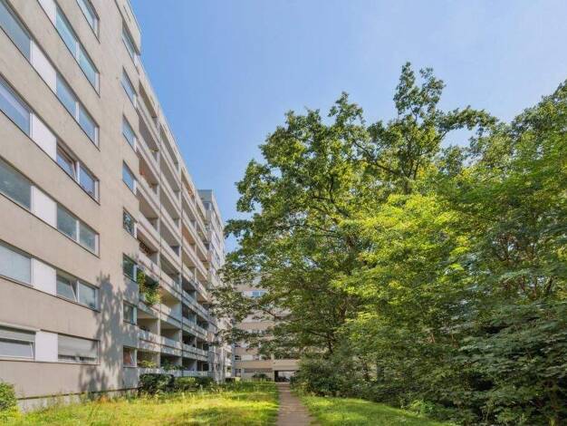 Wohnung zum Kauf provisionsfrei 259.700 € 2 Zimmer 74,1 m² 1. Geschoss Angerburger Allee 17 Westend Berlin 14055