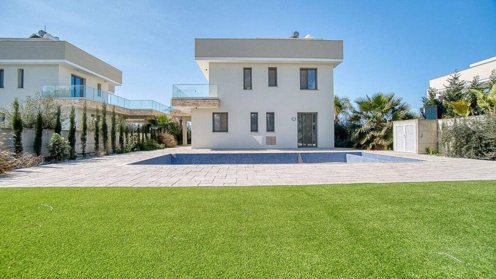 Villa zum Kauf provisionsfrei 800.000 € 5 Zimmer 323 m² 640 m² Grundstück Pegeia 8560