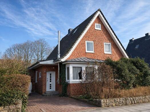 Einfamilienhaus zum Kauf 390.000 € 5 Zimmer 132 m² 623 m² Grundstück frei ab 01.09.2026 Rendsburg 24768