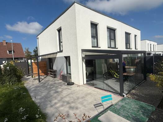 Doppelhaushälfte zur Miete 1.380 € 4 Zimmer 135 m² 345 m² Grundstück frei ab 31.01.2026 Zeppelinstraße Mengen 88512