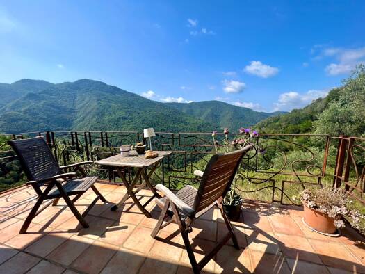 Einfamilienhaus zum Kauf 175.000 € 3 Zimmer 100 m² 13.779 m² Grundstück frei ab sofort Case Sparse Righigna Castel Vittorio 18030