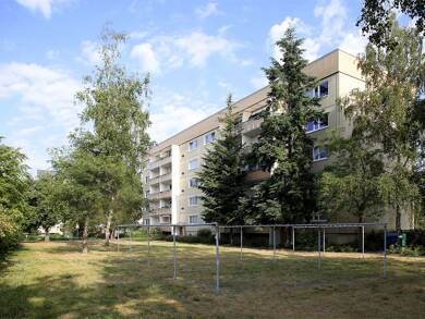 Wohnung zur Miete 374 € 3 Zimmer 62,9 m² 1. Geschoss Koszaliner Str. 2 Oststadt Neubrandenburg 17036