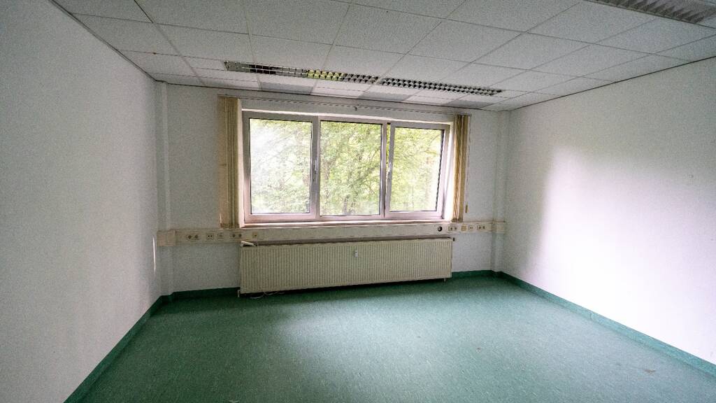 Außenstellplatz zur Miete provisionsfrei 473 € Ernst Heinkel Ring 5-7 Hohenbrunn 85662