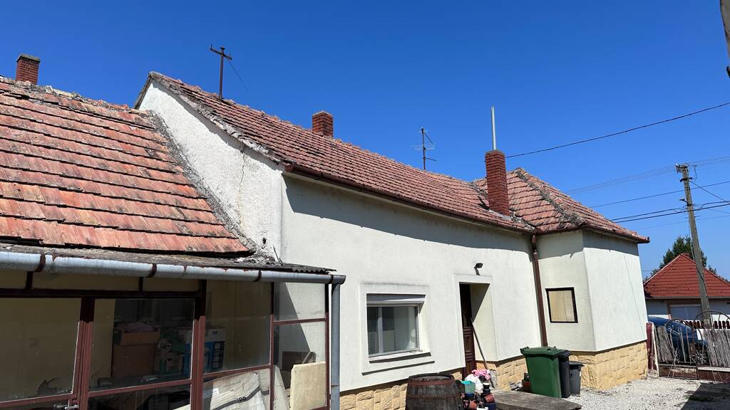 Einfamilienhaus zum Kauf 87.500 € 4 Zimmer 139 m² 1.478 m² Grundstück Sármellék 8391