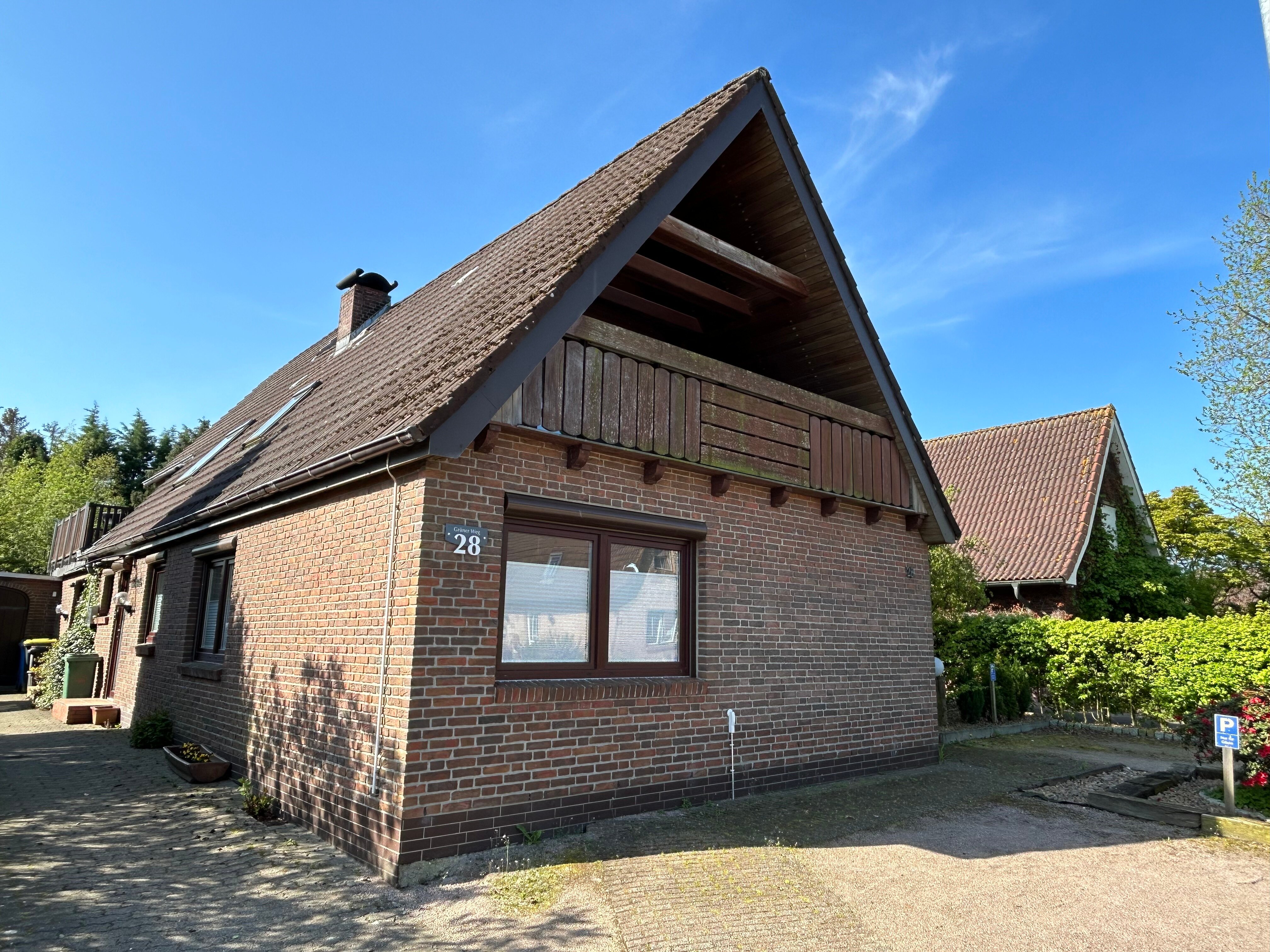 Einfamilienhaus zum Kauf 339.000 € 6 Zimmer 219,4 m²<br/>Wohnfläche 800 m²<br/>Grundstück ab sofort<br/>Verfügbarkeit Hemmingstedt 25770