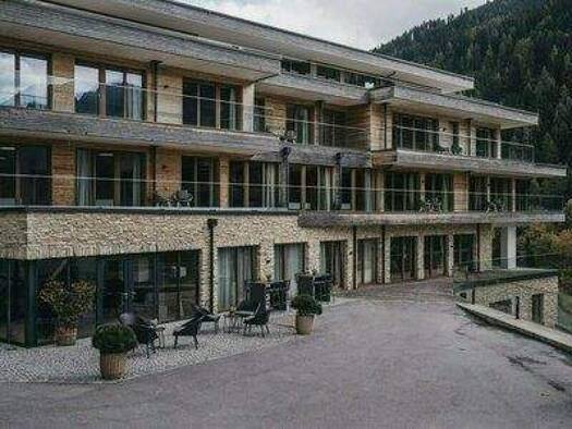 Penthouse zum Kauf provisionsfrei 650.000 € 3 Zimmer 84 m² Geschoss 4/4 frei ab sofort u. Nassereinerstrasse 8 St. Anton am Arlberg 6580