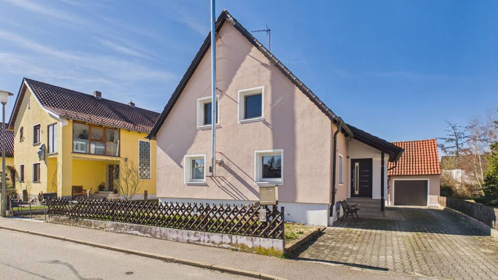 Einfamilienhaus zum Kauf 399.000 € 5 Zimmer 115,7 m² 690 m² Grundstück Teublitz 93158